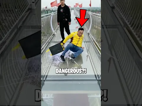 GLASS BRIDGE 😱