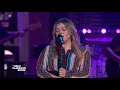 Kelly Clarkson Covers 'Fake Plastic Trees' By Radiohead | Kellyoke