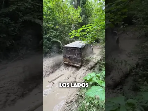 LA QUE CASI LIA CON SU MERCEDES