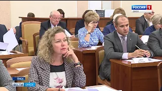 Губернатор Виктор Назаров пообещал наказывать чиновников рублём
