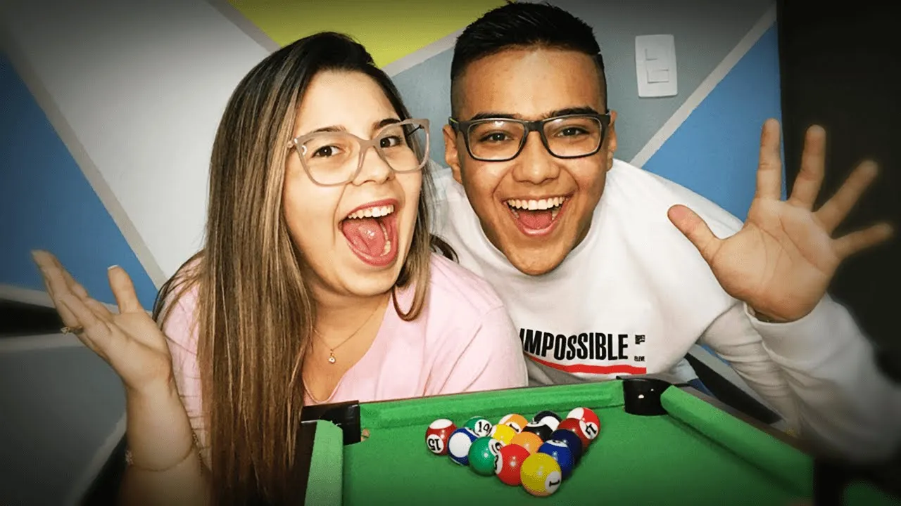 PERDI NO BILHAR PARA MINHA NAMORADA?? - ( ESPECIAL 25K INSCRITOS )