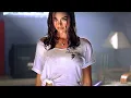 Denise Richards desperatly wants to wash his car