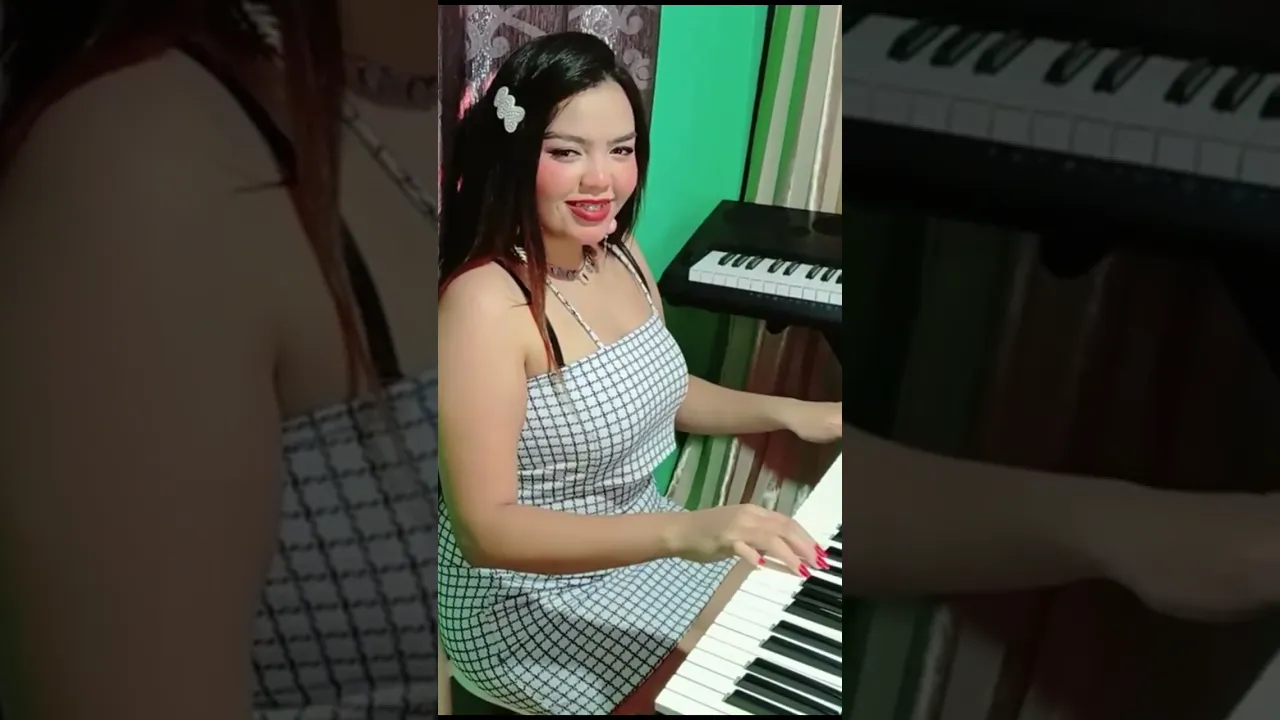 Tocando Teclado