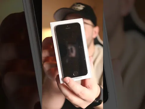 Download MP3 Unboxing a 10 Year Old iPhone