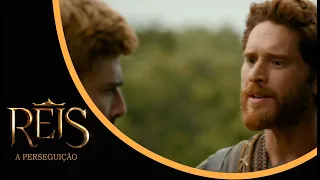 NOVELA REIS: Davi desconfia da mudança de comportamento de Saul