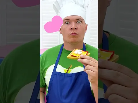 Maddie Becomes a Chef With Her Yummy Pizza