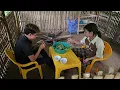 Download Lagu Homeless boy and poor girl pick pumpkin beard to sell and cook - Homeless boy