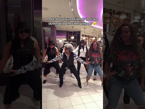 #AD Who do you think we are? There’s no way to be bored on a cruise with @aRICHandJAZZYLife