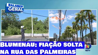 Blumenau: fiação solta na rua das Palmeiras