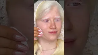 احلى عروسه شوفتها من الالبينو احترت بجد فى لوك ليها بس هى كانت مصممه مغيرهاش خالص 