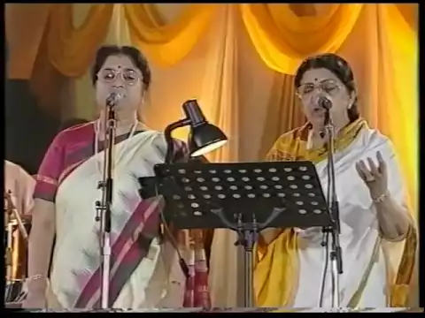 Download MP3 Lata & Usha Mangeshkar - Aplam Chaplam (Live Performance)