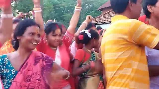 krishna nam vojbo bole mristi hori nam rupali mahata krishnabhajan