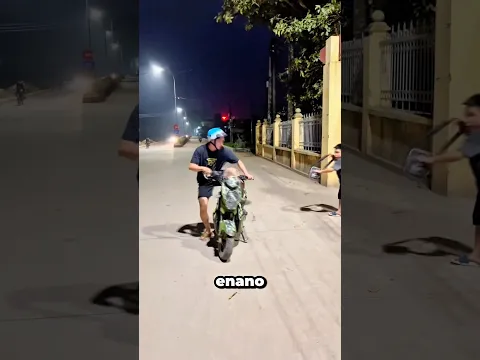 El Ladron Queria Robarle al Hombre Enano 😲