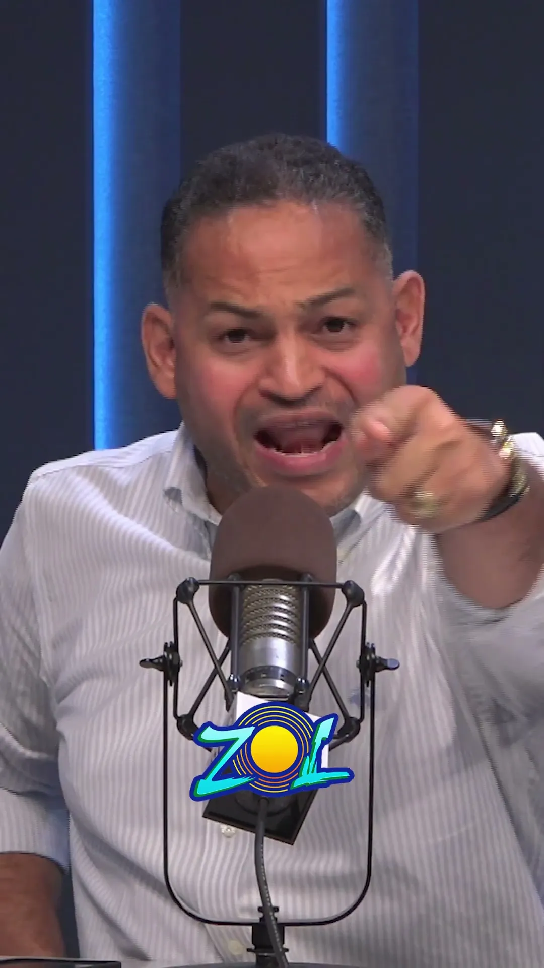 LA TRAMPA DE ADUANAS