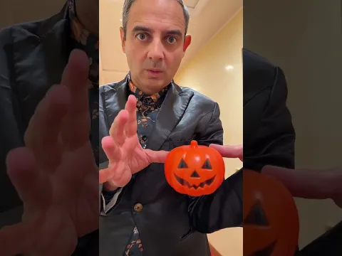 Are you ready for Halloween? 🎃 | Arnaldo Mangini #comedy #magic