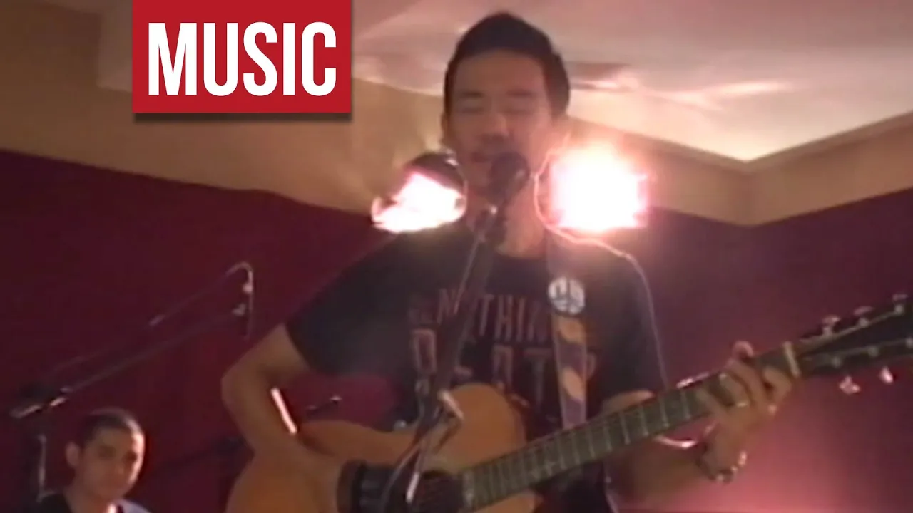Paolo Santos Trio - "Huwag Mo Nang Itanong" Live! (Eraserheads cover)