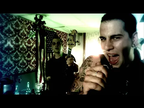 Download MP3 Avenged Sevenfold - Bat Country [Official Music Video]