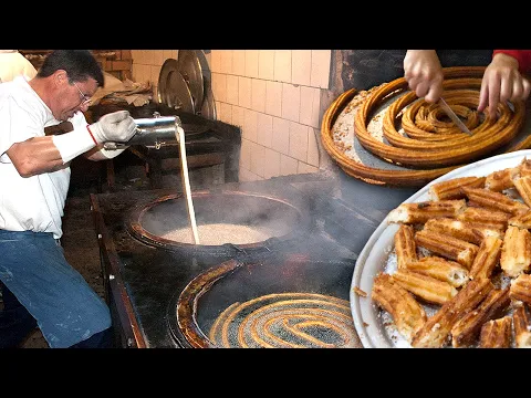 Download MP3 CHURROS artesanos. Elaboración tradicional de masa y roscas en la Churrería La Mañueta | Documental