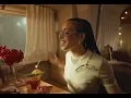 Zhamira Zambrano - No Me Quiero Ir (Official Video)