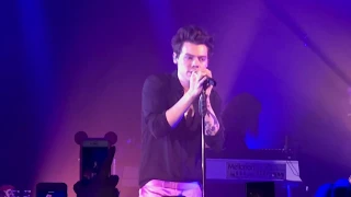 Download Harry Styles - Woman (Live at The Garage) MP3