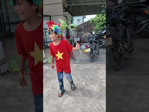 Đi chăn bò cầm cây roi thật to 🤣#shorts