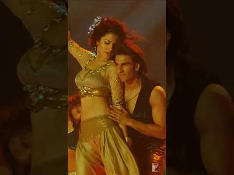 #RanveerSingh and #AnushkaSharma's energy is simply unmatched 😍🔥 | #DumDum | #PartySong | #Dance