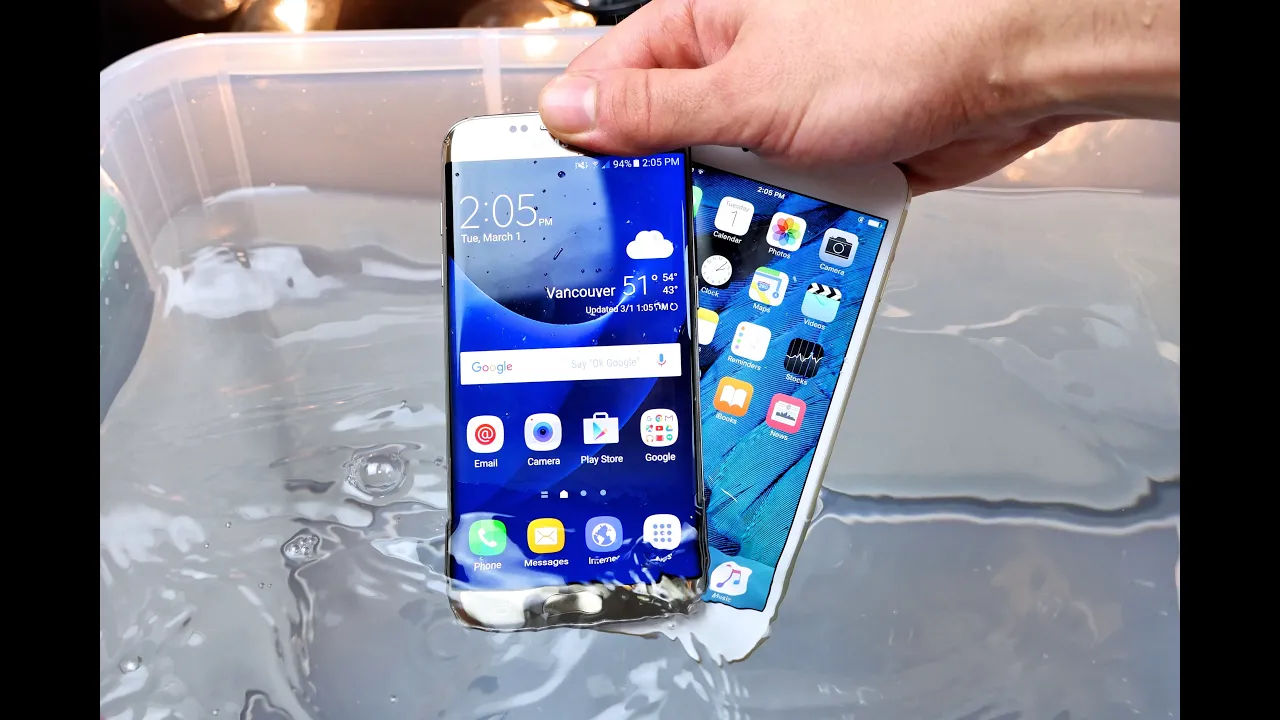 iPhone 7 vs. Samsung Galaxy S7 Water Freeze Test 10 Hours! What Will Happen?!
