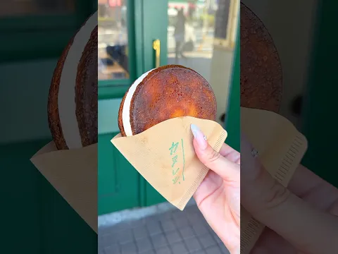 カヌレ専門店が作るカヌレアイスサンド🍨
