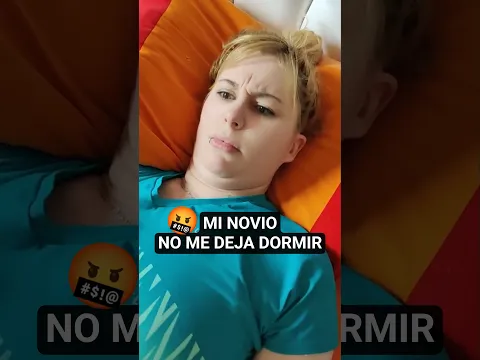 Soy así... NO la dejo dormir 🤡
