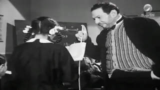 أكثر مشهد كوميدي لمدرس في التاريخ نجيب الريحاني هيموتك من الضحك 