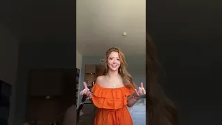 مونى نغني انا نقوله وسعني هوا جايني 