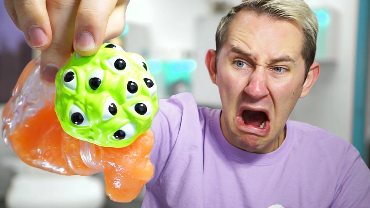 10 Strange Toys "R" Us Items!