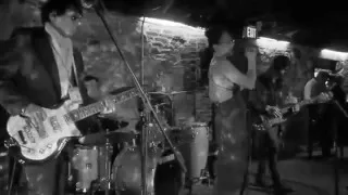 bosom band 
