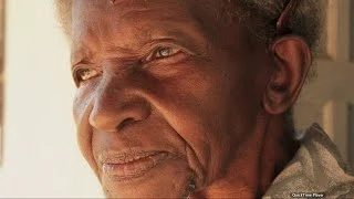 DONA ANGELINA - REZADEIRA - VASSOURAS RJ