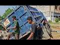 Download Lagu EVAKUASI-sang roda besi beraksi keringat dingin keluar pemegang setir damtruk didalam kabin