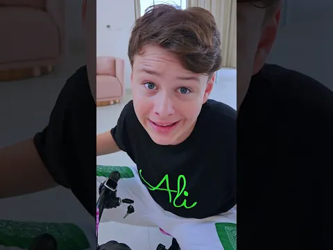 Kids learn to say sorry and fix mistakes - kindness lesson