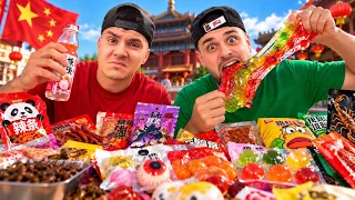 Testăm Dulciuri Ciudate Din China 🤮 **Cele mai Rele Lucrui De Mancat**