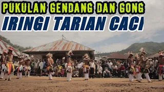 pukulan gendang dan gong iringi tarian caci manggarai
