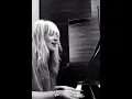 Download Lagu Sabrina Carpenter- Emails I Can’t Send (official snippet)