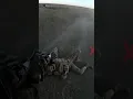 Download Lagu Soldados Rusos en Motocicleta Derriban Dron En el Último Momento Y Se Salvan Por Poco