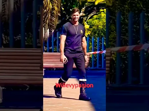 WILLIAM LEVY DE FARDA CAMINHANDO E MOSTRA SEUS ATRIBUTOS 🔥🥵👀 GALÃ MESMO #williamlevy #farda #militar