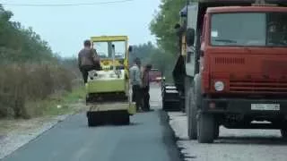 Ремонт дороги на вул. Володимира Великого Ремонт дороги на вул. Володимира Великого