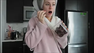WHAT I EAT IN A DAY