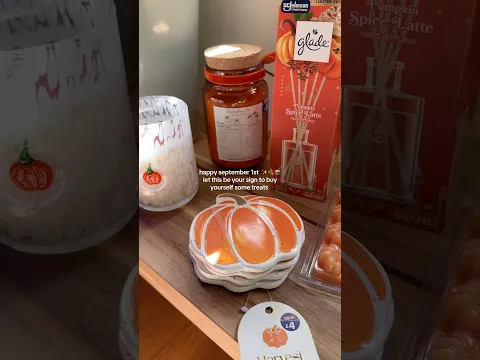 It’s AUTUMN! Happy September 1st 🧺🍂🥹