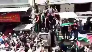 وسمعت صوت البارود شفت السما مضويه هذول فلسطينيه دندنها