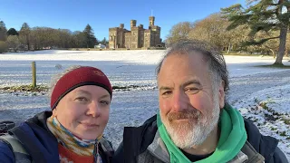 Happy New Year from Drake & Mo! 2023 🥳🥂