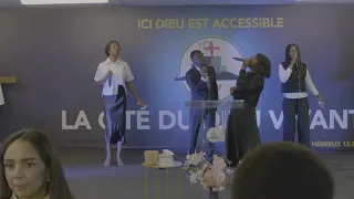 Je bénirai l’Eternel de Dena Mwana by Sara Kalengayi.