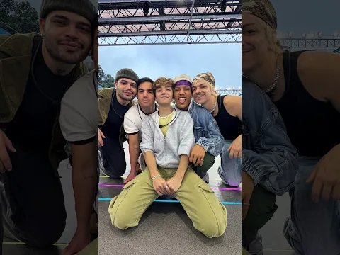 Meninos do Pop dançam 'Baby', do Justin Bieber! #EstrelasDaCasa #shorts