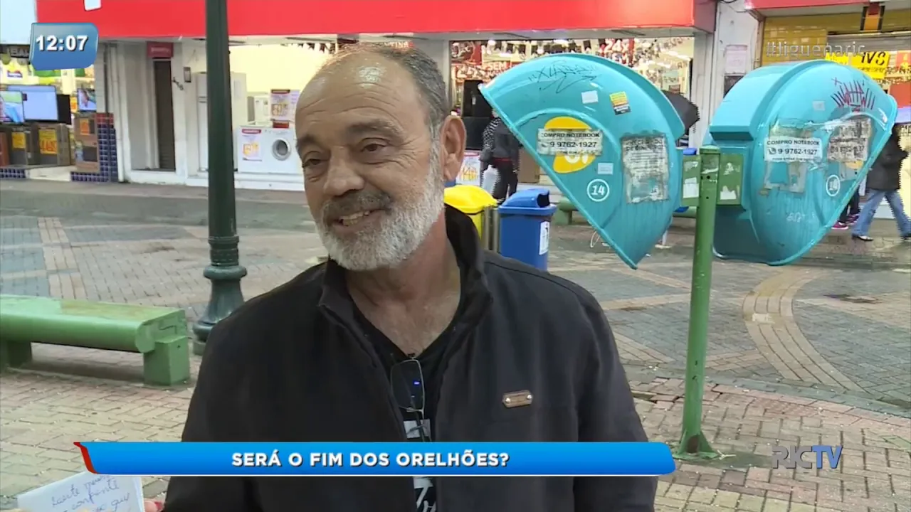 Avanço da tecnologia e febre dos smartphones contribui para "fim" dos orelhões