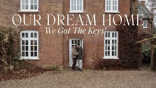 WE GOT THE KEYS TO OUR DREAM HOME! Moving House Vlog 🏡 